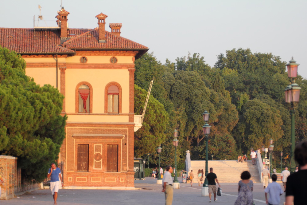 Lokation: Italien | Veneto | Venezia | Sestière di Castello Kategorien: Gebäude, Datum: 22.08.2011