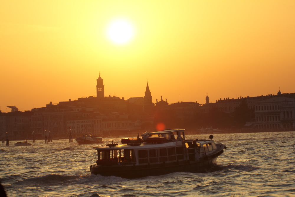 Lokation: Italien | Veneto | Cavallino Treporti | Sestière di Castello Kategorien: Sonnenauf-,untergang, Datum: 22.08.2011