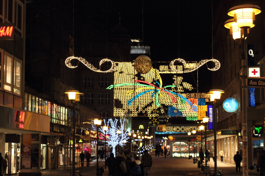 Lokation: Deutschland | Nordrhein-Westfalen | Essen | Essen Kategorien: Markt, Datum: 14.12.2010