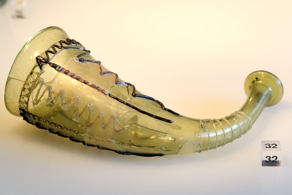 Lokation: Deutschland | Nordrhein-Westfalen | Köln | Altstadt Nord Kategorien: Gefäße, Datum: 09.01.2016