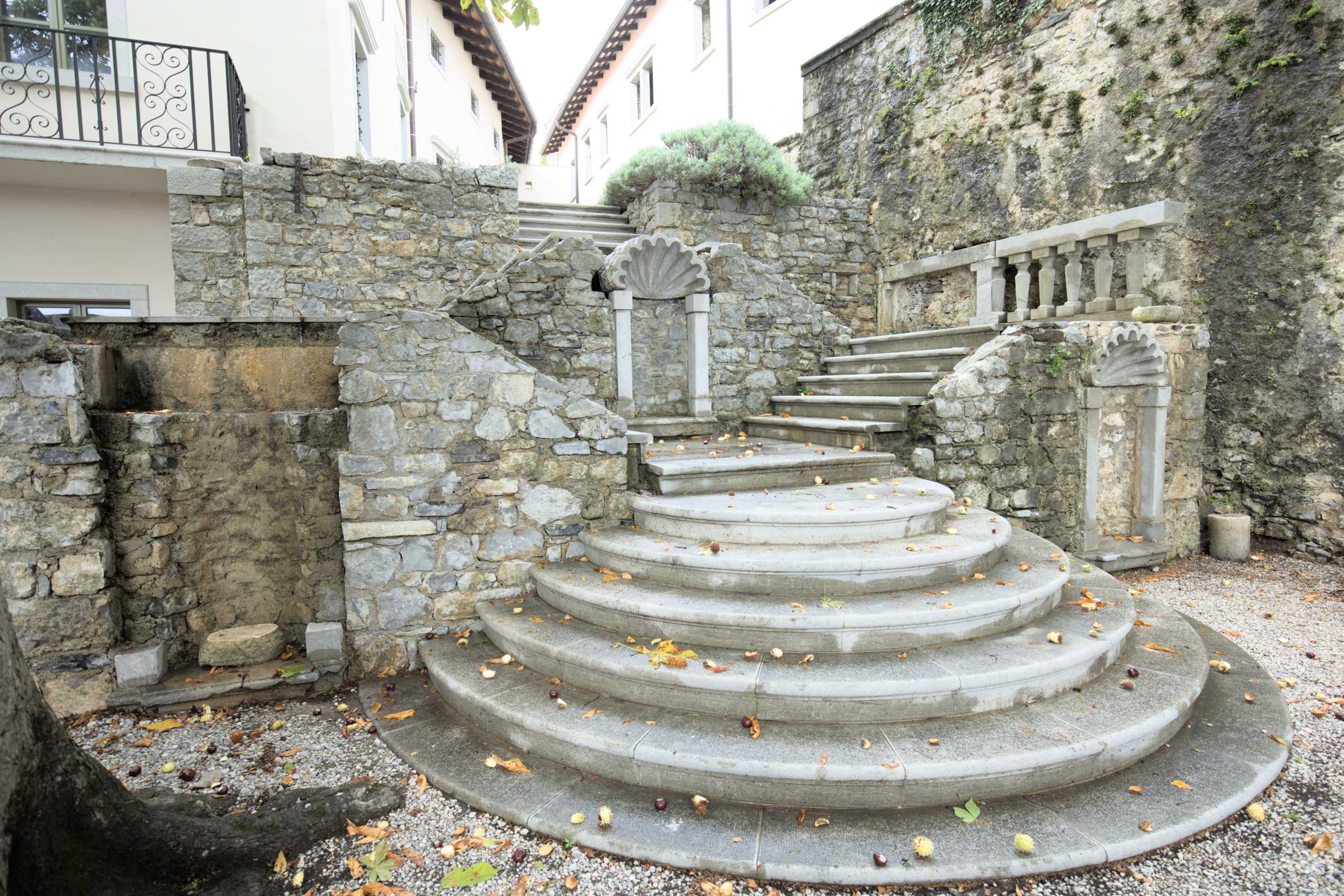 Lokation: Slowenien | Westslowenien | Küsten- und Karstgebiet | Komen Kategorien: Treppen, Datum: 15.09.2022