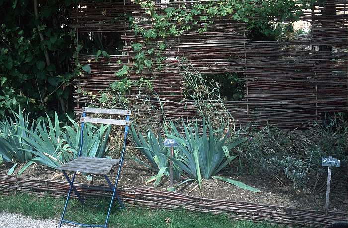 Traditioneller Austellungsgarten, Lokation: Normandie, St. Pierre Kategorien: Naturgarten, Datum: 12.08.2002